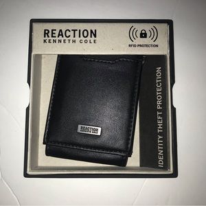 Reaction Kenneth Cole mens RFID wallet
